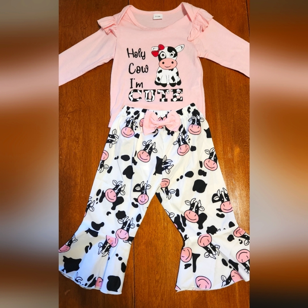 Baby girl 2 piece cow outfit